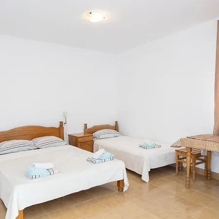 Apartments Hodzic Ulcinj Exterior photo